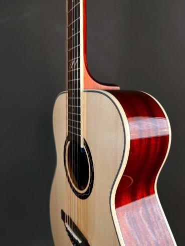 Eko TRI A300 E Cutaway Chitarra Folk Elettrificata