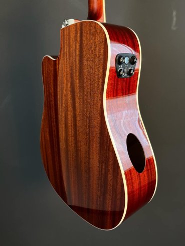 Eko TRI D300 CE Chitarra Folk Elettrificata