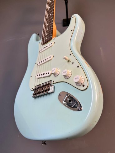 Fender 63 Stratocaster Relic SN R72623