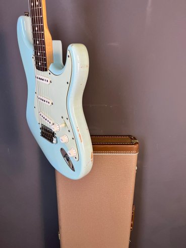 Fender 63 Stratocaster Relic SN R72623