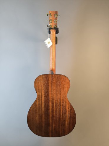 Martin 000-12E Retro Sapele