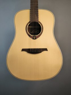 LAG GLA T88D Chitarra Folk