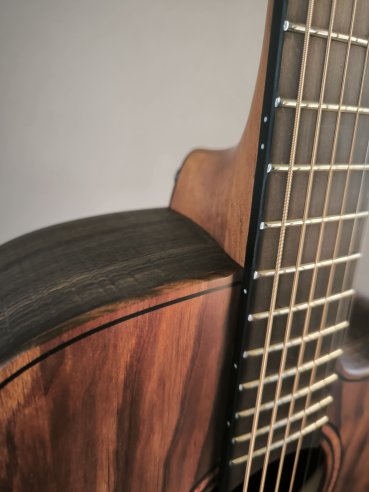 LAG Savage ACE Chitarra Folk Elettrificata