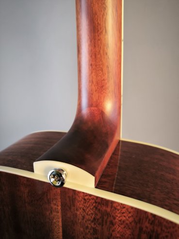 Eko TRI D300 E Chitarra Folk Elettrificata