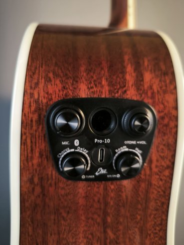 Eko TRI D300 E Chitarra Folk Elettrificata