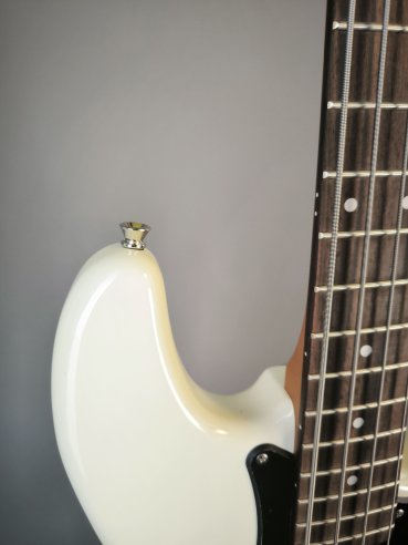 Eko PB-400 Vintage White Basso Elettrico