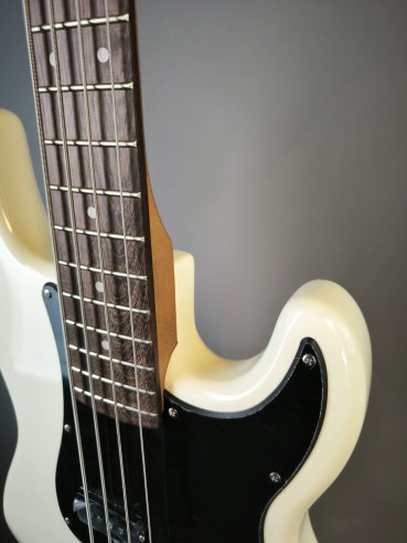 Eko PJ-400 Vintage White Basso Elettrico