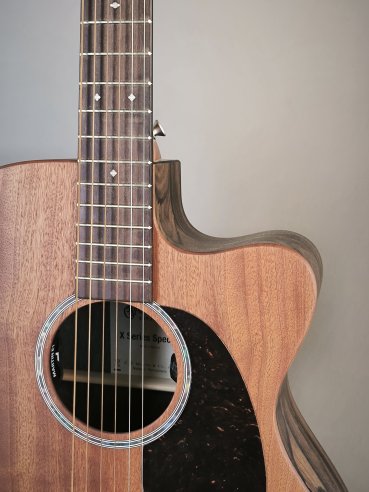 Martin OMC-X2E Ziricote Remastered