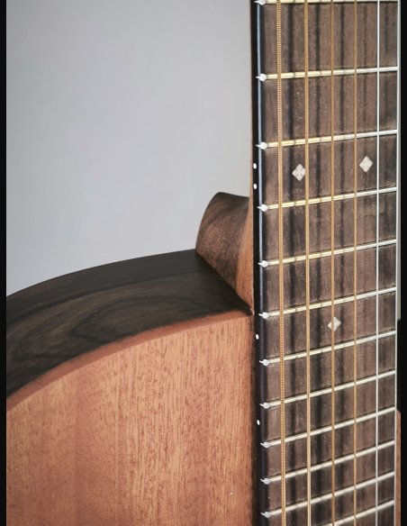 Martin OMC-X2E Ziricote Remastered
