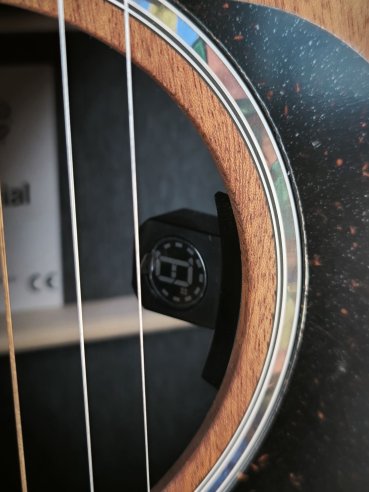 Martin OMC-X2E Ziricote Remastered