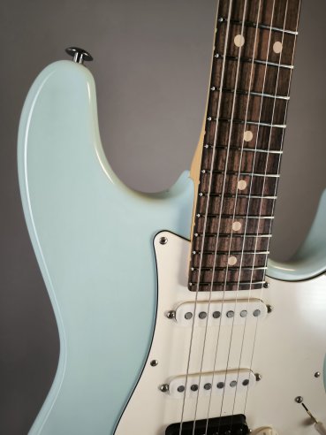 Suhr Classic S Antique Sonic Blue RW HSS c/bag