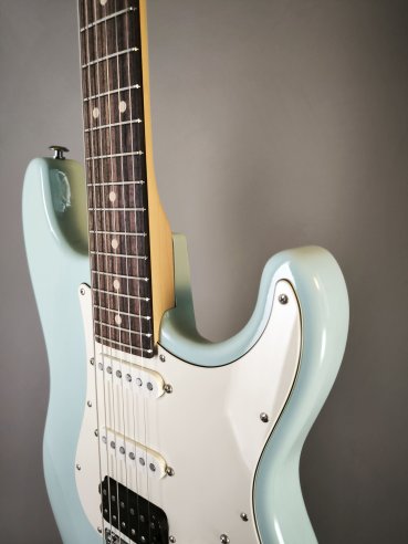 Suhr Classic S Antique Sonic Blue RW HSS c/bag
