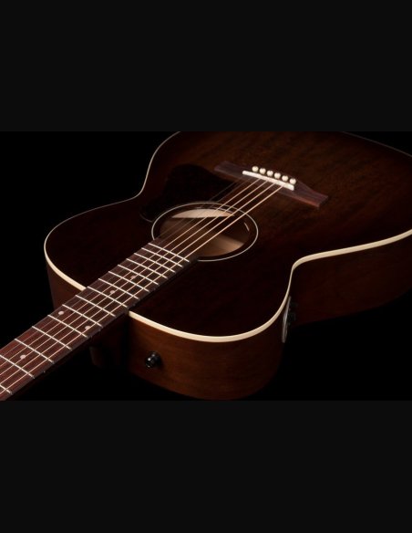 Art & Lutherie Legacy CW Concert Hall Bourbon Burst Qit Chitarra Folk Elettrificata