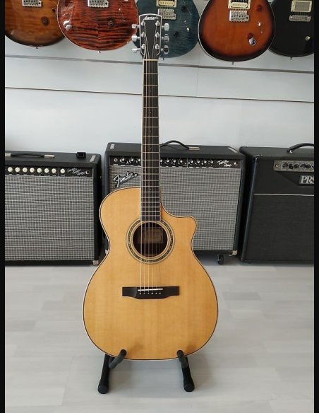 Larrivee OM09 Cutaway Rosewood