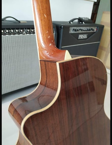 Larrivee OM09 Cutaway Rosewood