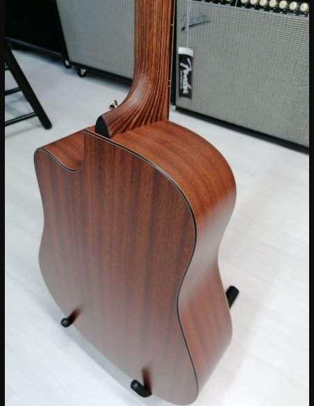 Martin DCX1AE w/Fishman Sonitone X-Series Folk Elettrificata