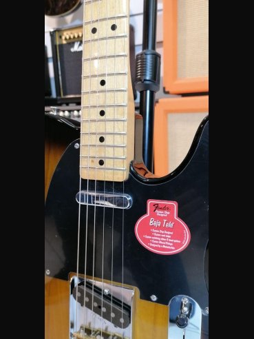 Fender Classic Player Baja Telecaster Maple Fingerboard 2 Color Sunburst