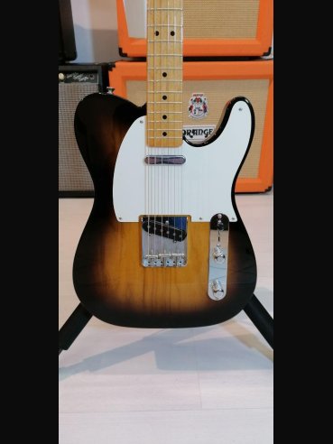 Fender Classic Series '50s Telecaster Maple Fingerboard 2 Color Sunburst