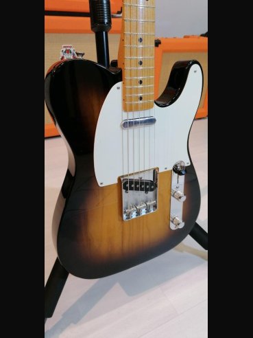 Fender Classic Series '50s Telecaster Maple Fingerboard 2 Color Sunburst