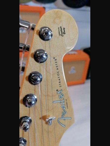 Fender American Professional Stratocaster Maple Fingerboard Sonic Grey