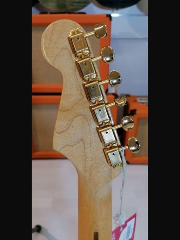 Fender American Vintage '57 Commemorative Stratocaster Maple Fingerboard