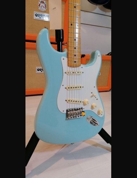 Fender Classic Series '50 Stratocaster Maple Fingerboard Daphe Blue c/bag