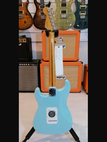 Fender Classic Series '50 Stratocaster Maple Fingerboard Daphe Blue c/bag
