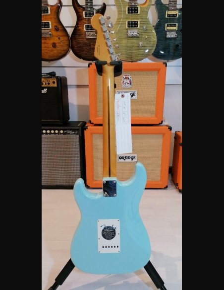 Fender Classic Series '50 Stratocaster Maple Fingerboard Daphe Blue c/bag