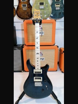 PRS SE Custom 24 Vintage Quilted Maple Neck Whale Blue 2