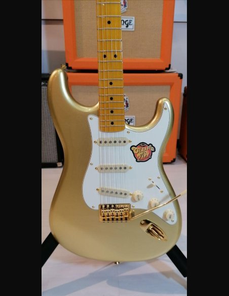 Squier 60Th Anniversary Classic Vibe Strotocaster Maple Fingerboard Aztec Gold