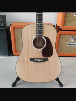 Martin D-10E Folk Elettrificata w/soft shell 2