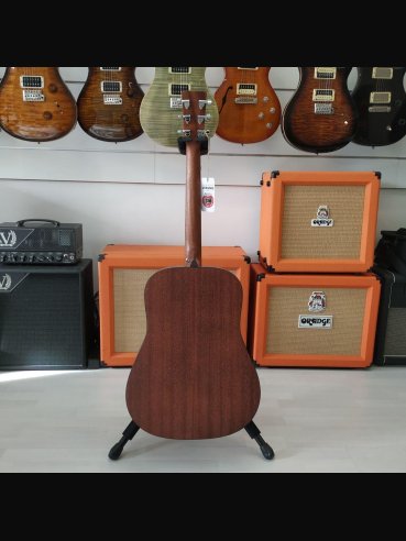 Martin D-10E Folk Elettrificata w/soft shell