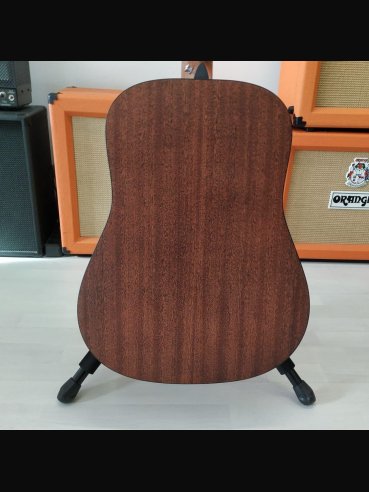 Martin D-10E Folk Elettrificata w/soft shell