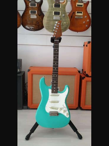 Suhr Scott Henderson Signature Classic Seafoam Green