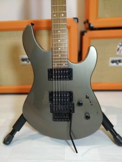 Yamaha RGX 220 DZ Chitarra Elettrica 2