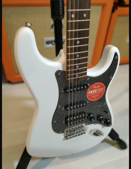 Squier Affinity Stratocaster HSS Lrl Oympic White