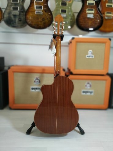 Raimundo 610E Chitarra Classica Elettrificata