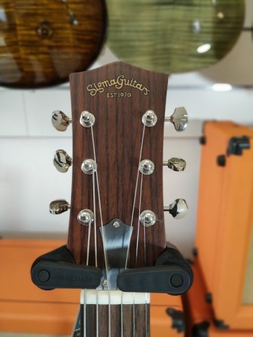Sigmaguitars RM-140E Resonant Elettrificato Semilucida