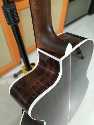 Sigmaguitars OMTC-1STE SB Serie 1 Corpo 000 Cunburst Chitarra Folk Elettrificata