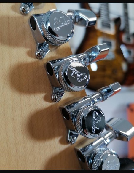 Suhr Classic S 3 Tone Burst MP SSS Chitarra Elettrica