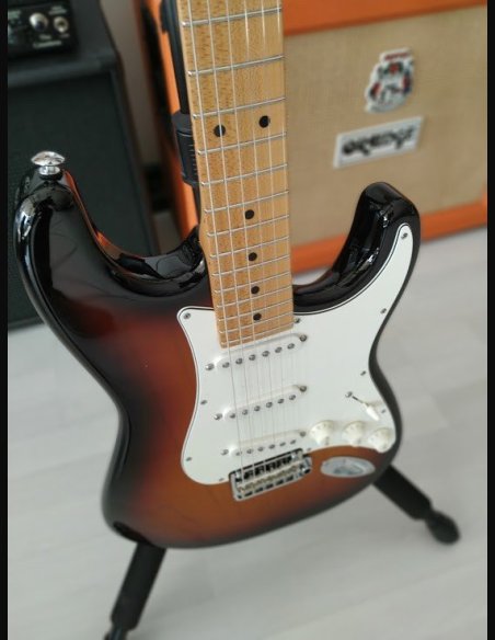 Suhr Classic S 3 Tone Burst MP SSS Chitarra Elettrica