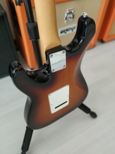 Suhr Classic S 3 Tone Burst MP SSS Chitarra Elettrica