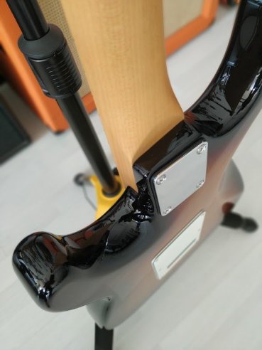 Suhr Classic S 3 Tone Burst MP SSS Chitarra Elettrica