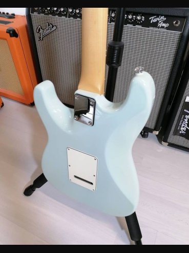 Suhr Classic S Rosewood HSS Sonic Blue Chitarra Elettrica